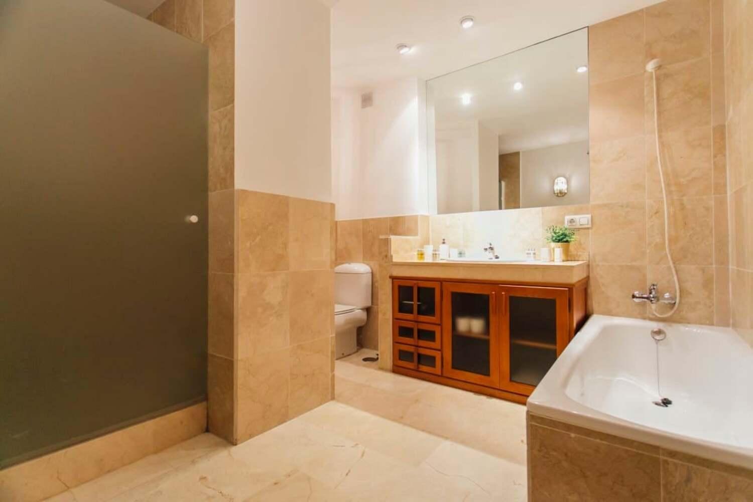 דירות סביליה Wide And Bright- 3Bd 2Bth- Arenal מראה חיצוני תמונה